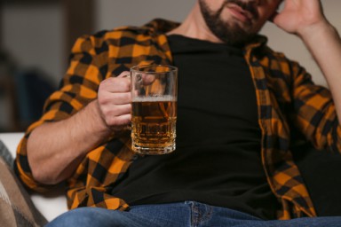 Пивной алкоголизм в Хотьково